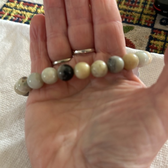Hand Crafted Amazonite Stretch Bracelet - Picture 8 of 8